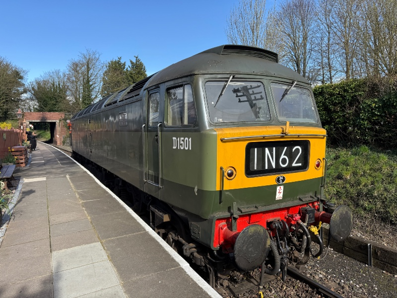 Class 47 402 D1501 Gateshead diesel locomotive